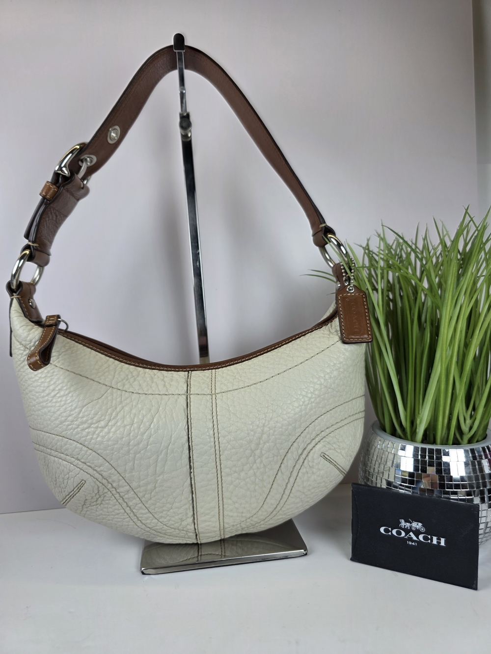 COACH Y2K Vintage Cream Soho Leather Hobo Shoulder Bag F12298 - Picture 4 of 11